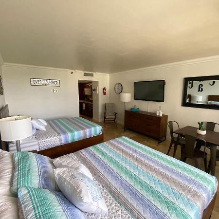 Beachfront Condo In Miami! サニーアイルズビーチ エクステリア 写真